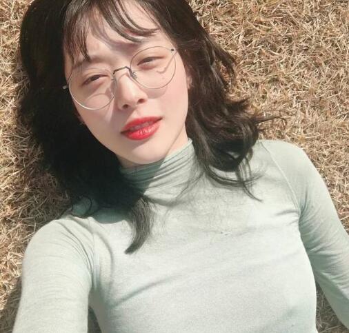 美女在ktv包房不雅照曝光_美女ceo达贝妮大尺度不雅照曝光_ktv包房设计