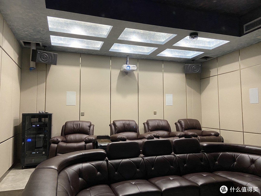ktv包房装修设计_ktv包房**自述心酸经历_欧式ktv投影包房效果图