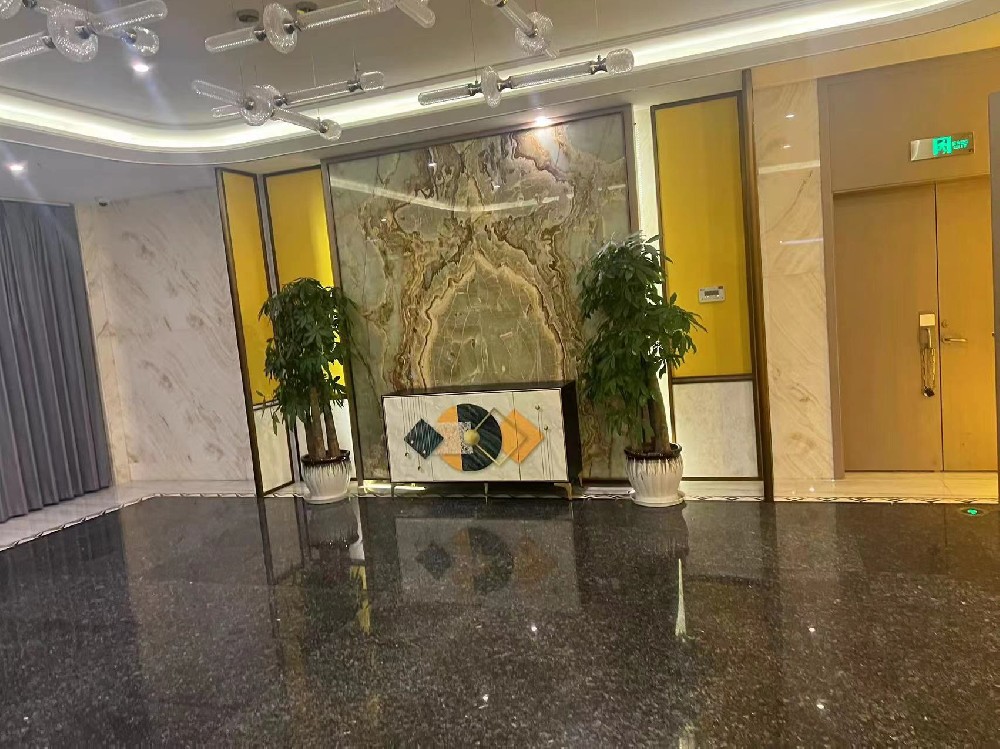 天津东丽区好玩的夜总会KTV场所预订,包厢消费价格排行榜！