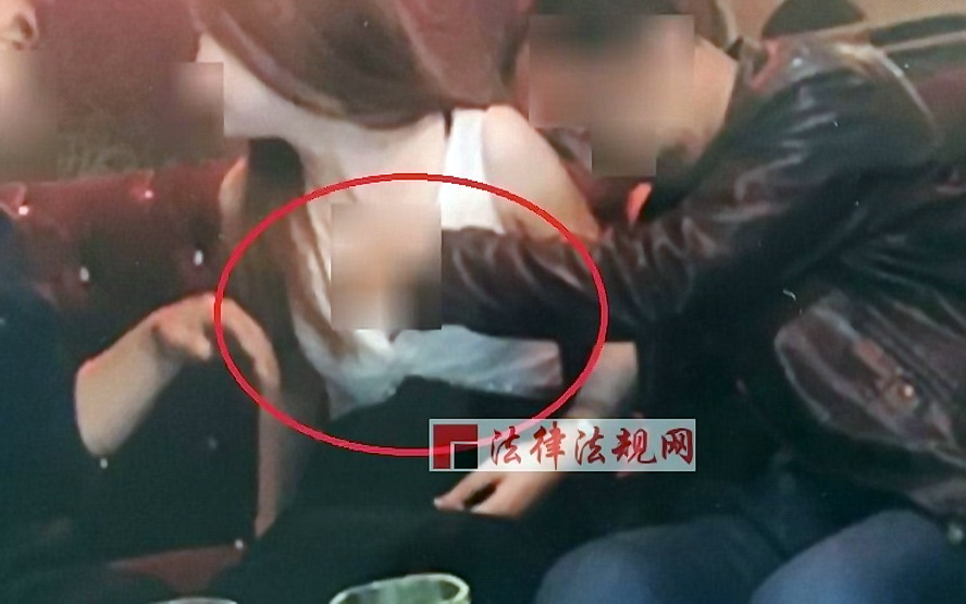 摸ktv**包房奶图片_ktv包房**能不能摸_亲ktv**包房奶图片