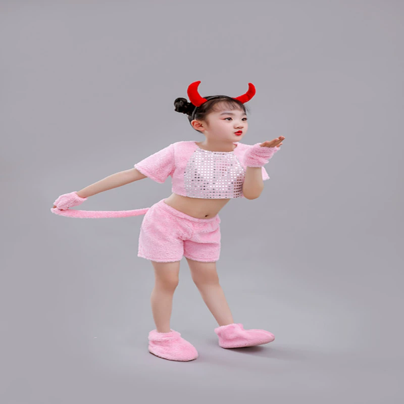 ktv陪唱女都提供什么服务_谁做过ktv女包房服务员_ktv包房少爷服务流程