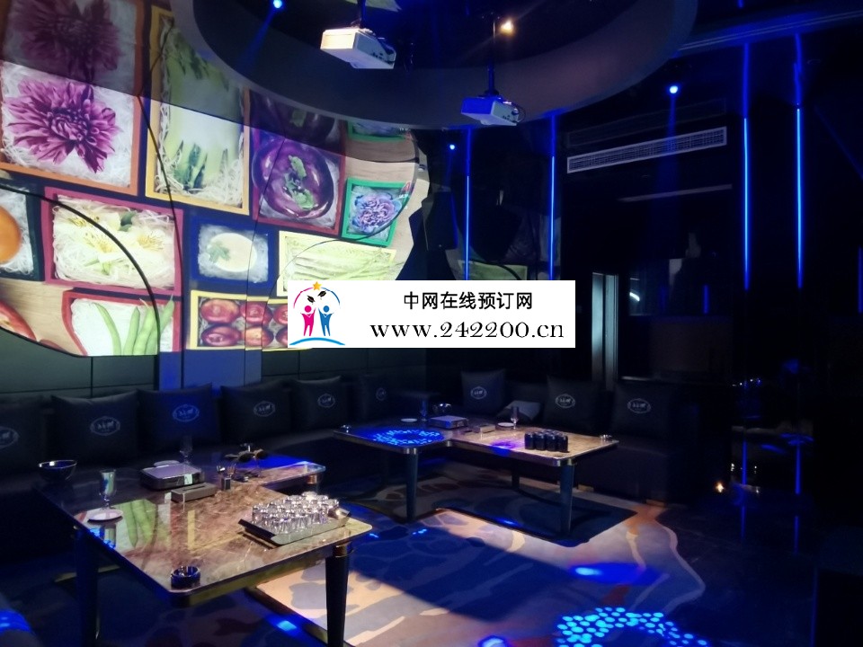 嘉兴南湖区蓝钻KTV怎么消费/包间价格/小费电话多少