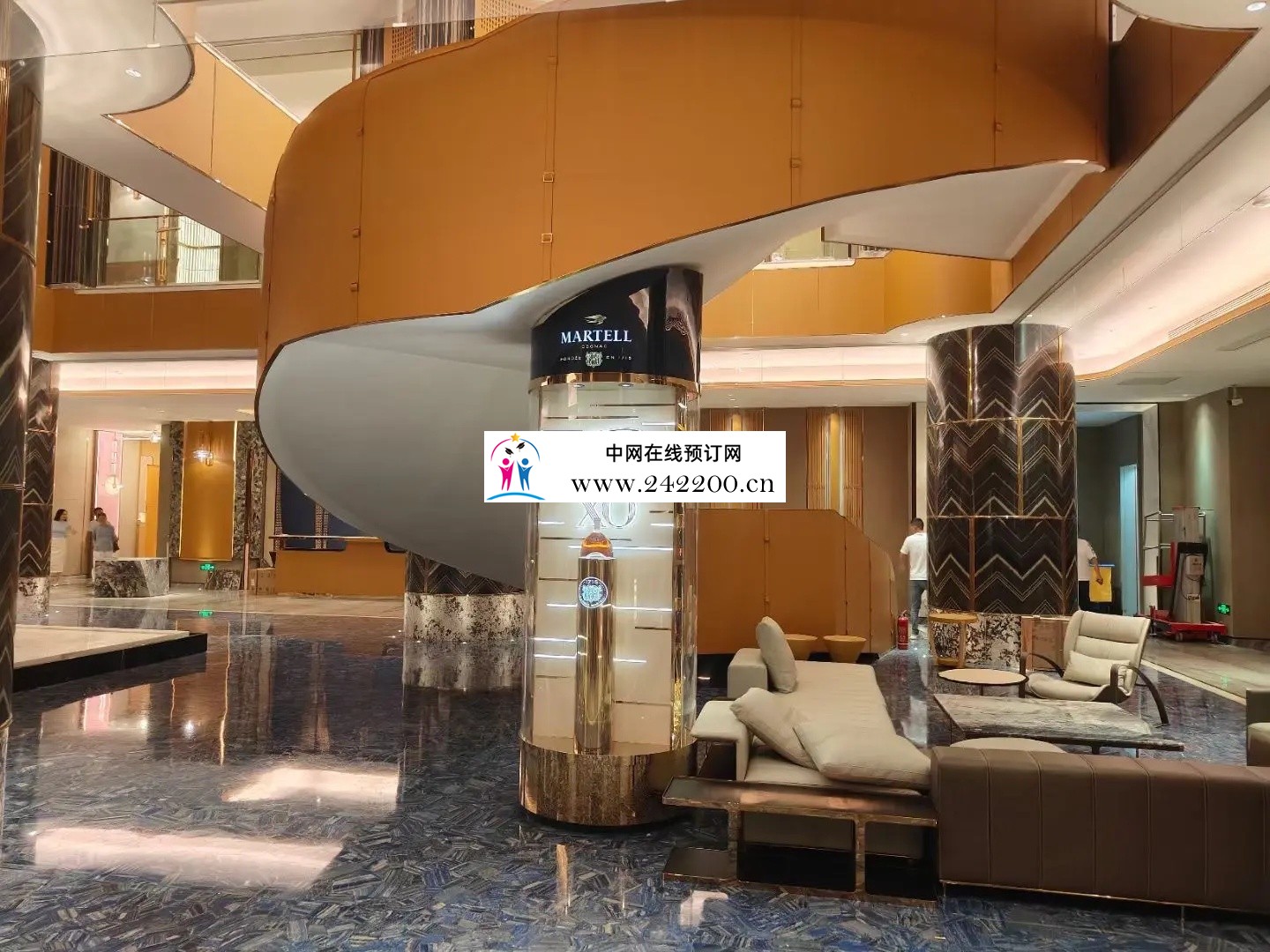 f3dcf81665df4b2b2021e0a4361a7b5.jpg