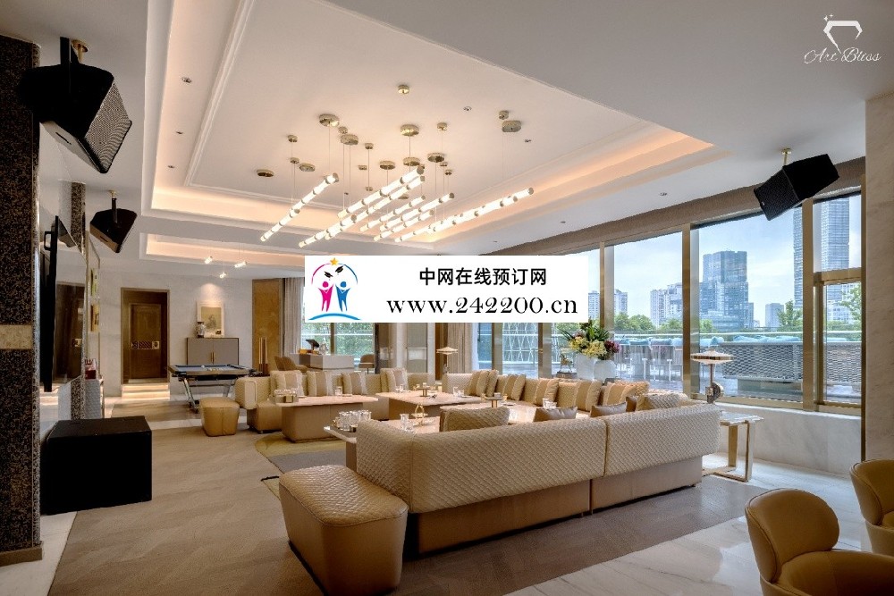 武汉洪山区禾颐KTV预订介绍-包厢环境-电话小费多少-地址点评